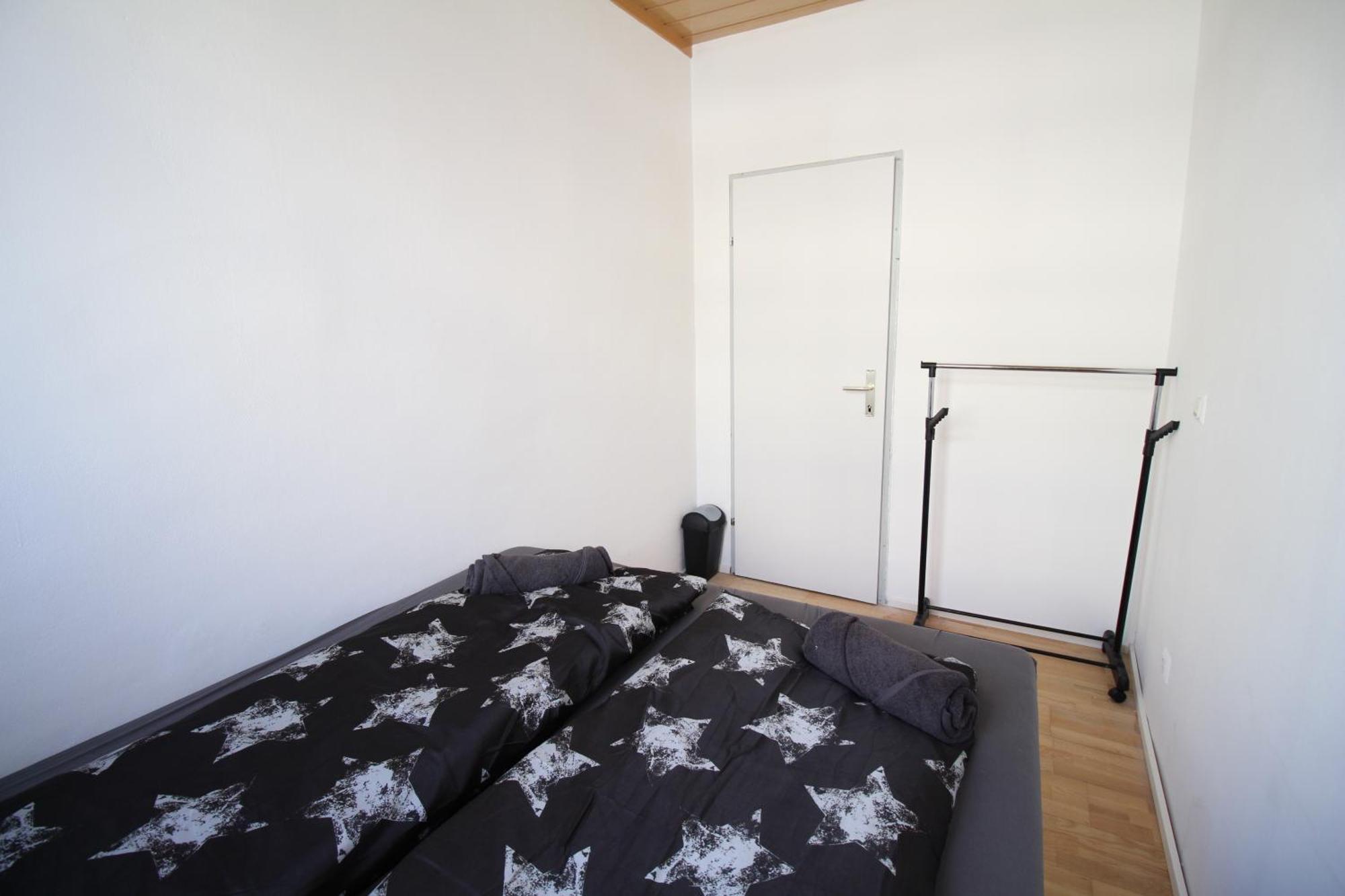 Privatunterkunft Cozy In Pragerstrasse